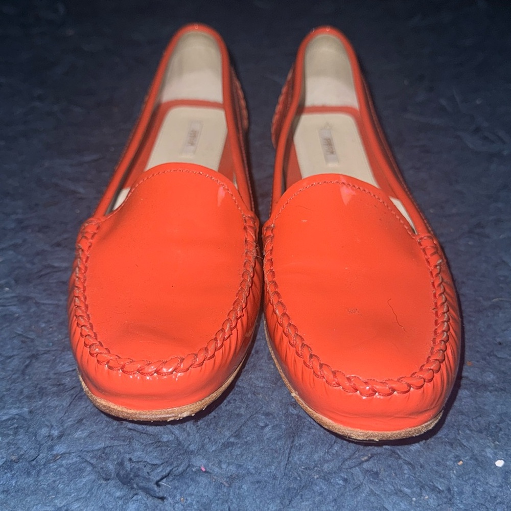 Women comfortable patten leather stylish moccasins